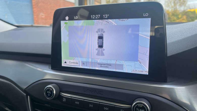 Ford Focus 1.0 EcoBoost 125 Titanium 5dr Petrol Estate